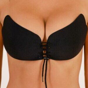 Strapless black lace up sticky bra